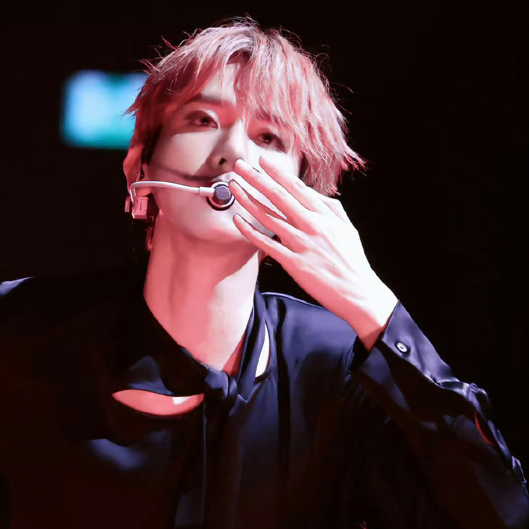 Foto terbaru Baekhyun (EXO)