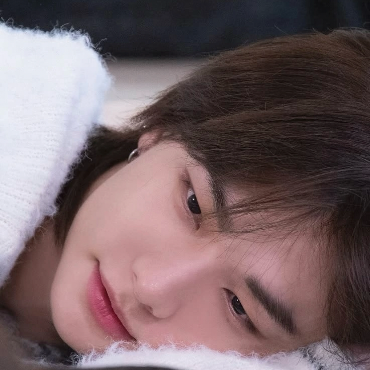 Latest photo of Hyunjin (Stray Kids)