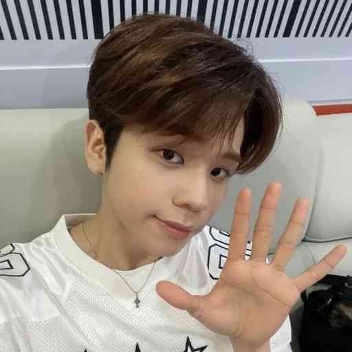 Vinci (HORI7ON)的幕后花絮