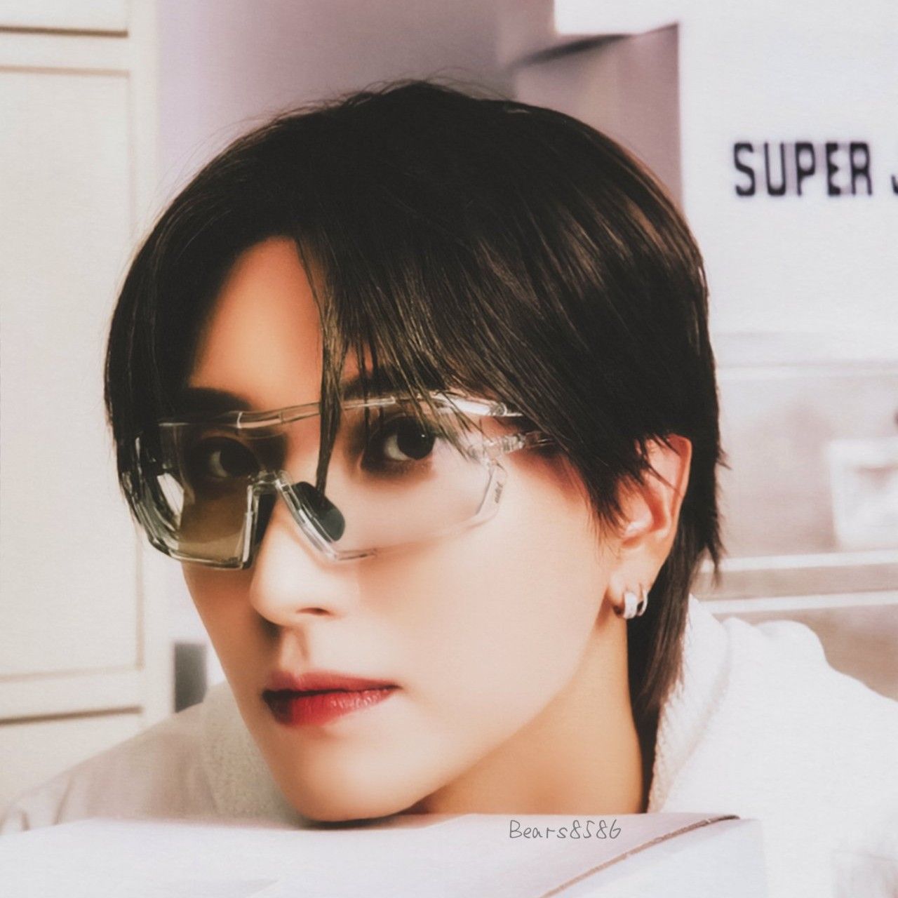 Latest photo of Leeteuk (Super Junior)