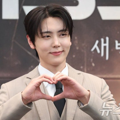 Latest photo of Jaeyoon (SF9)