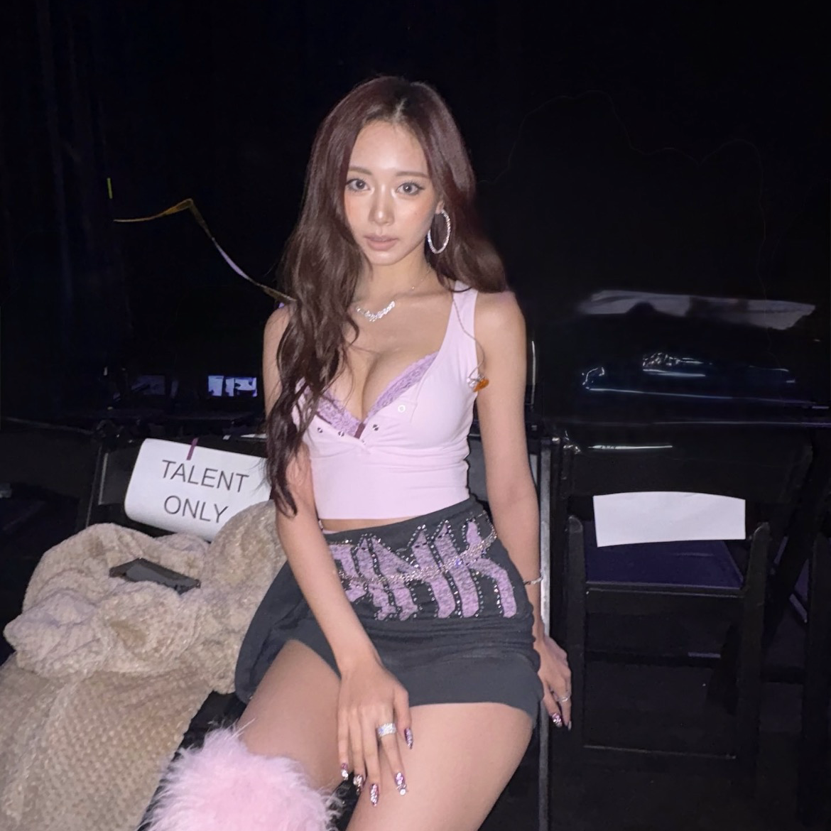 쯔위 (TWICE)의 비하인드 컷