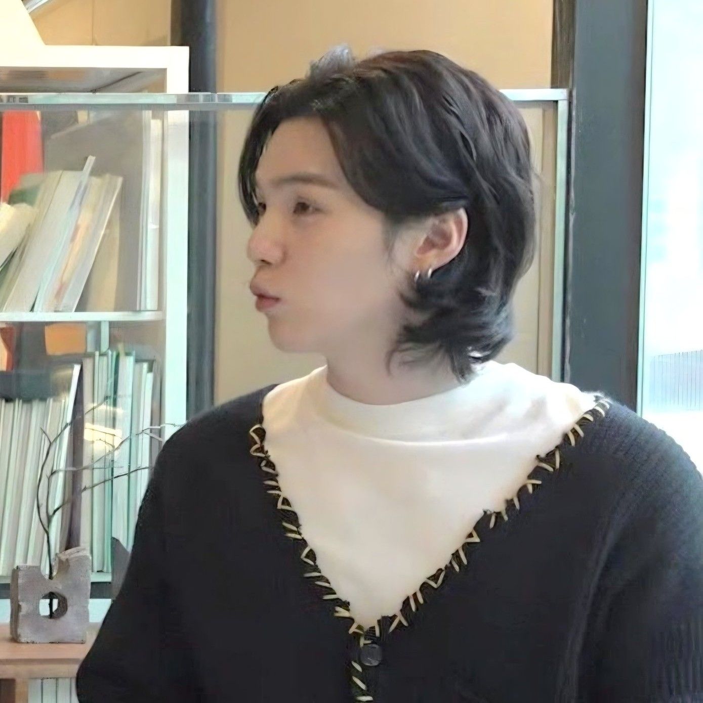 SUGA (BTS)の舞台裏ショット