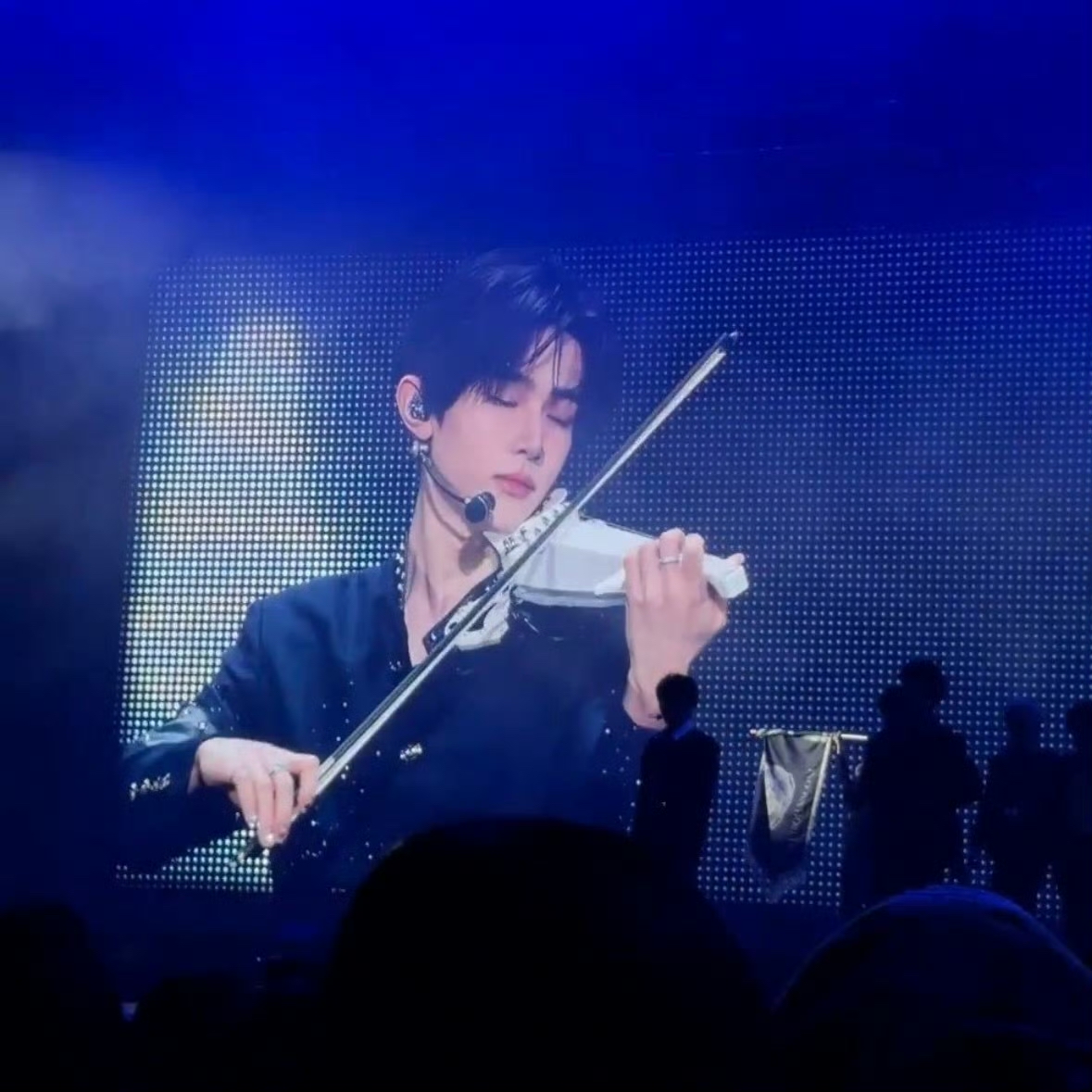 ジャン・ハオ (ZEROBASEONE)の最近の活動写真