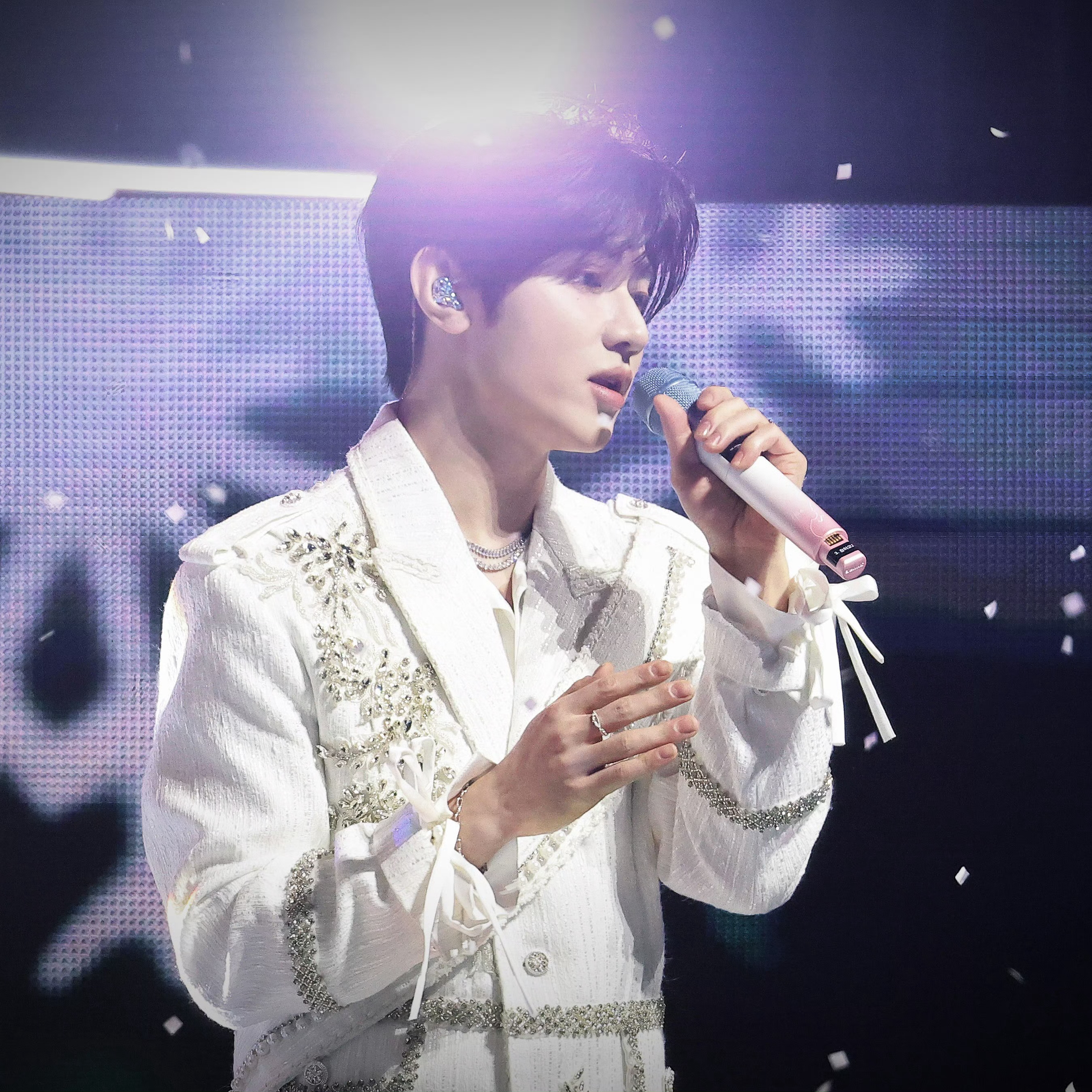 Latest photo of Zhang Hao (ZEROBASEONE)