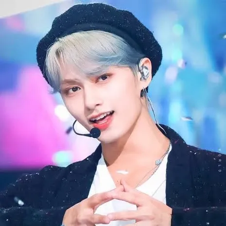 Latest photo of Jun (SEVENTEEN)