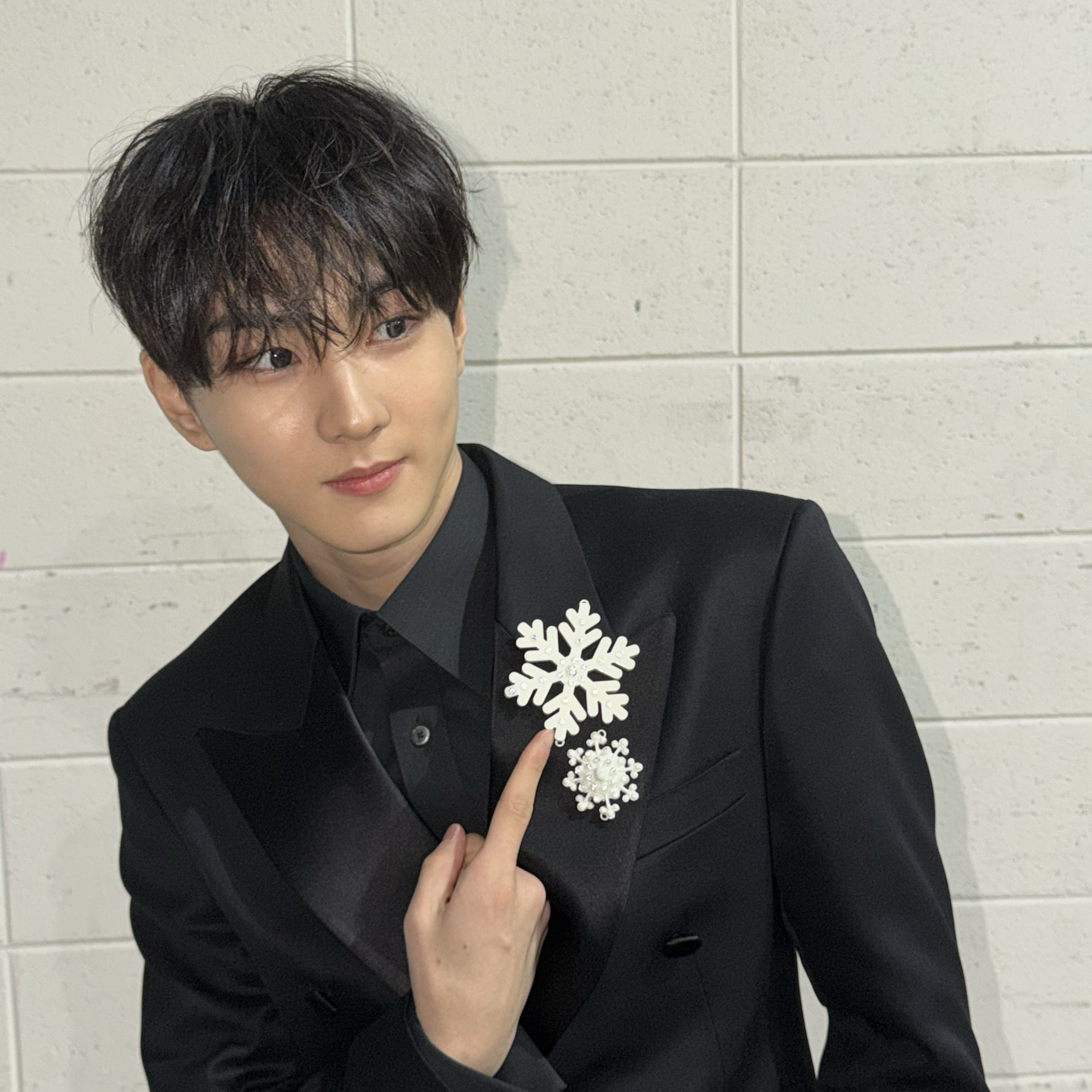 Latest photo of Jungwon (ENHYPEN)