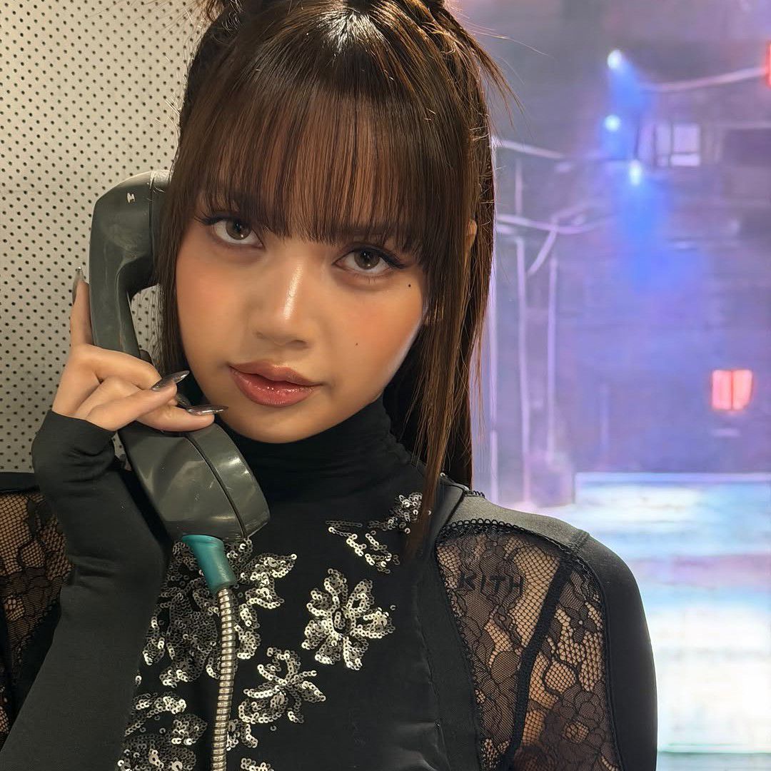 Foto terbaru Lisa (BLACKPINK)