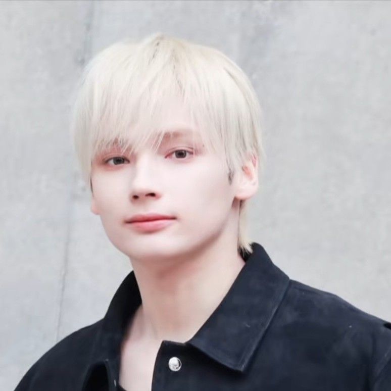 休寧凱 (TOMORROW X TOGETHER)的最新活動照片