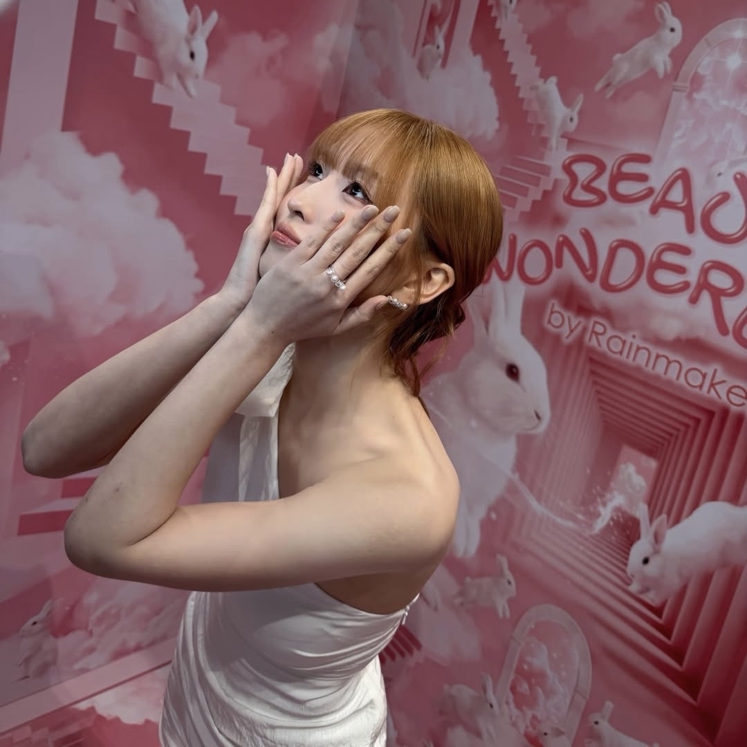 Momen yang diabadikan oleh penggemar Momo (TWICE)