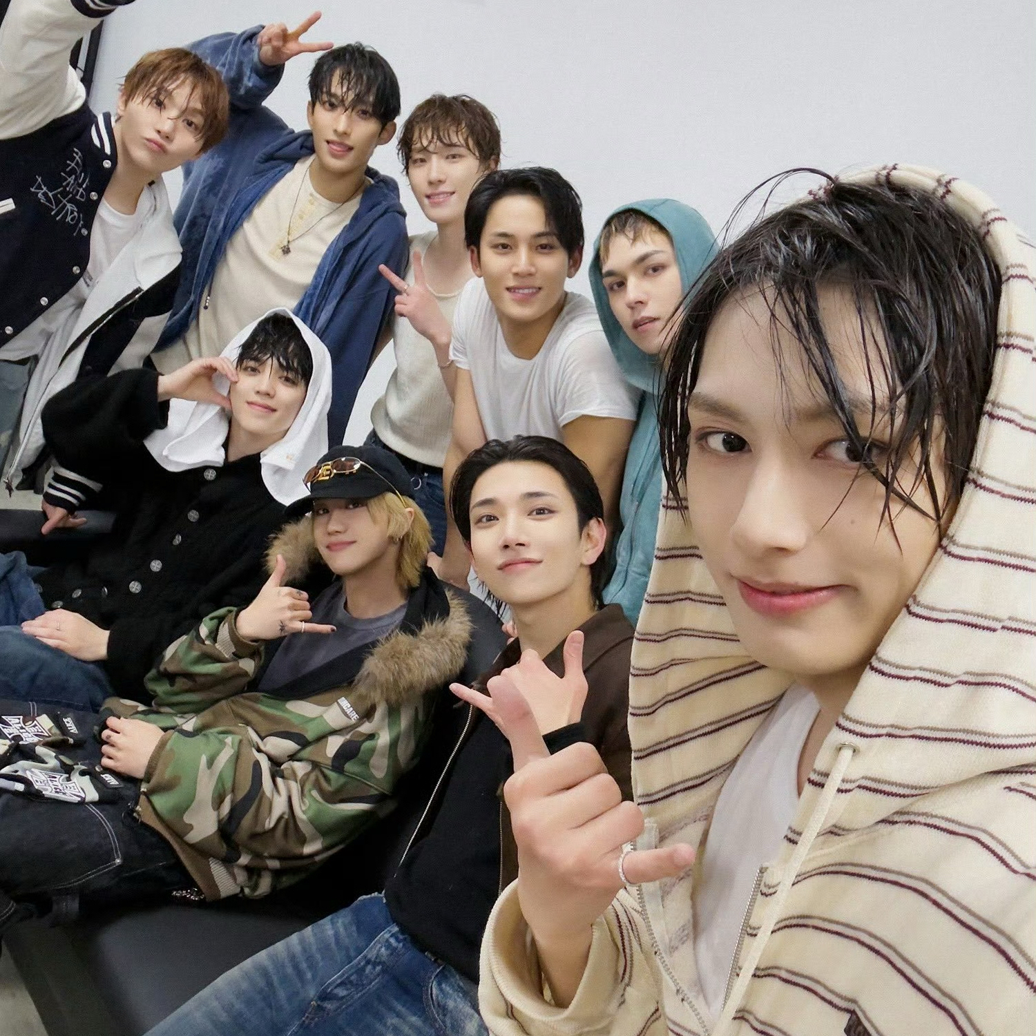 Recent activity shot of Jun (SEVENTEEN)