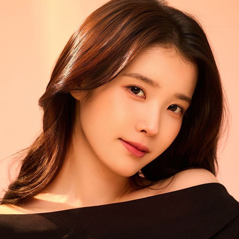 Latest photo of IU