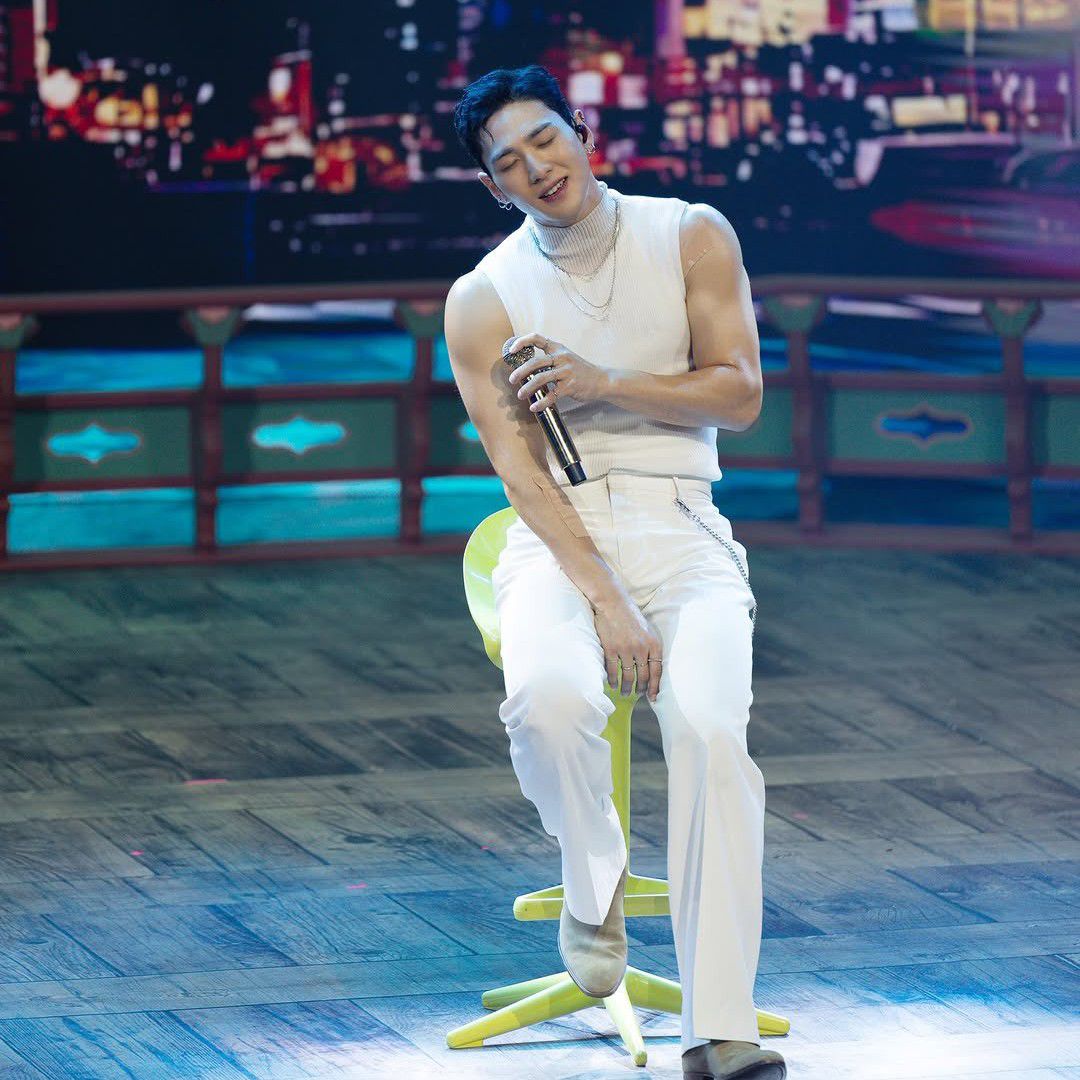 백호의 최신 사진