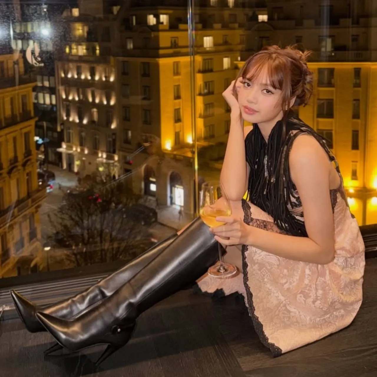 Potret di balik layar Lisa (BLACKPINK)