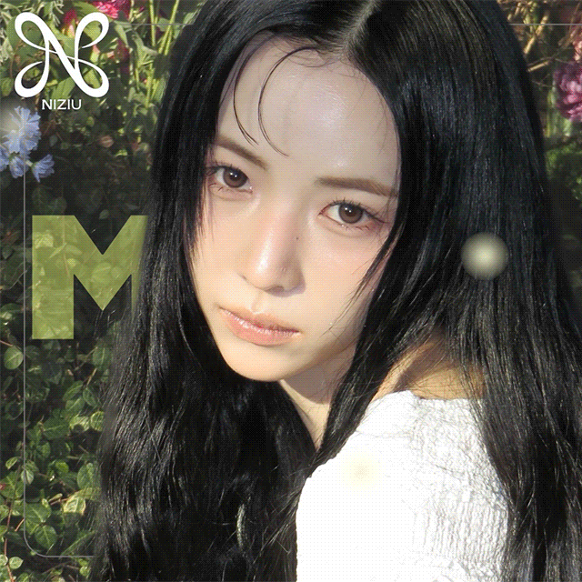 Recent activity shot of Maya (NiziU)