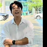Momen yang diabadikan oleh penggemar Hwang Chiyeol