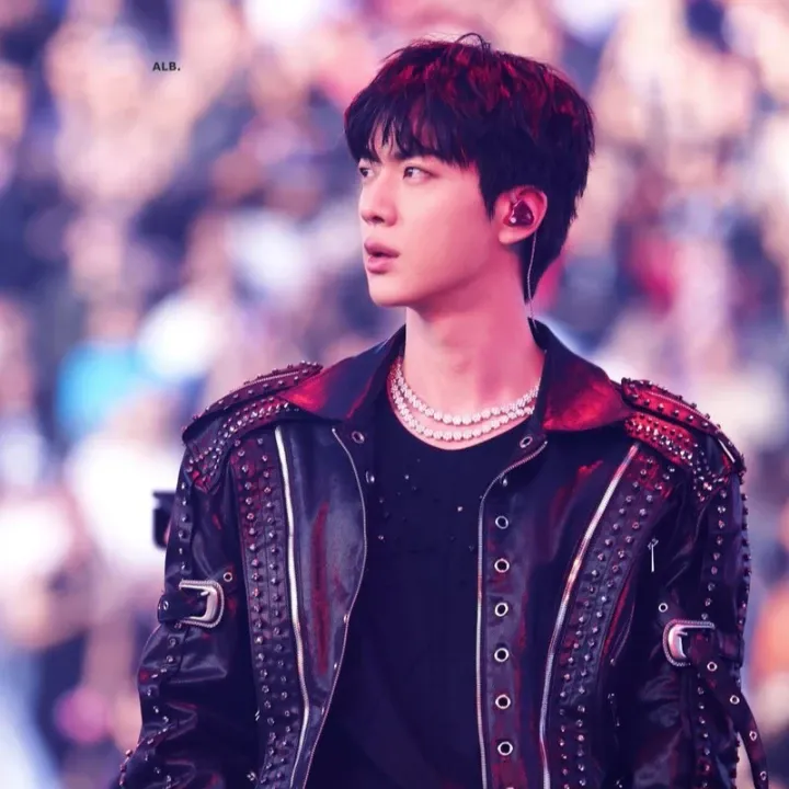 Potret di balik layar Jin (BTS)