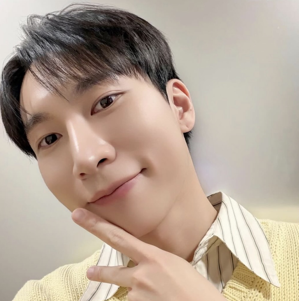 Recent activity shot of Seo Eunkwang (BTOB)