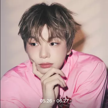 강다니엘의 비하인드 컷