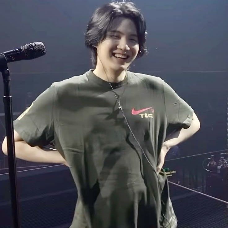 Latest photo of SUGA (BTS)