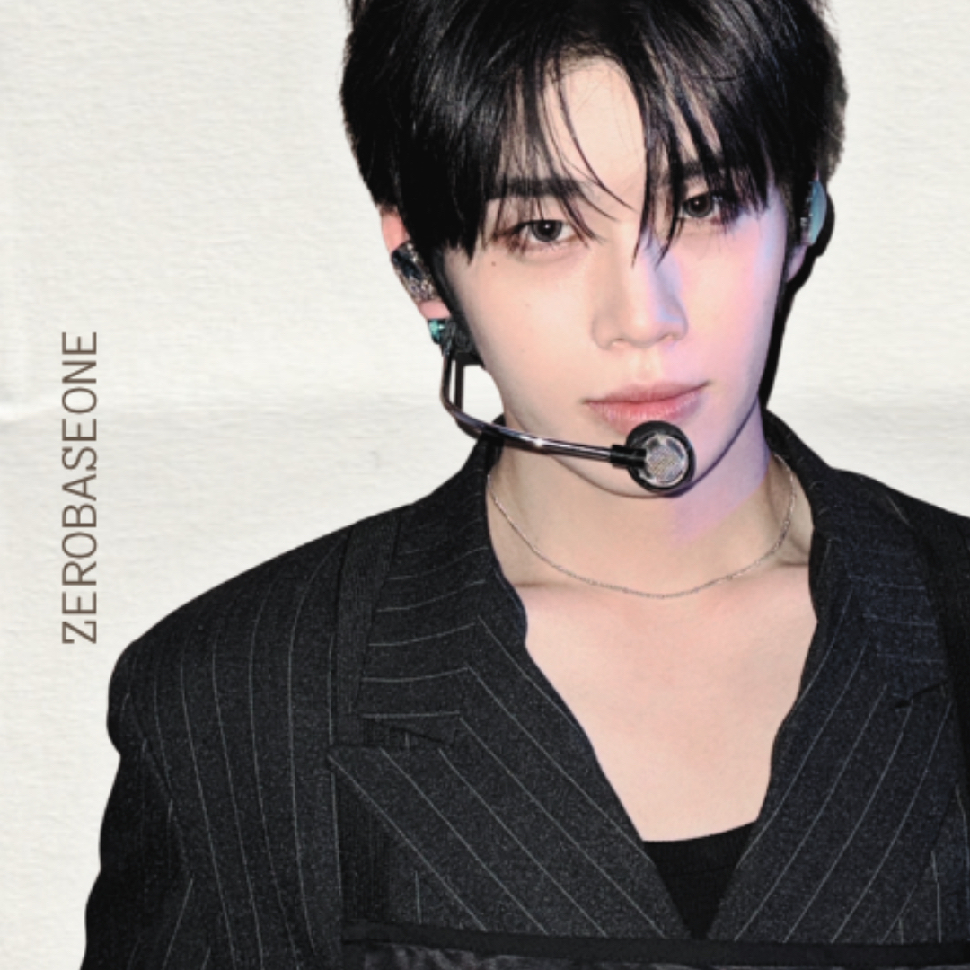 Recent activity shot of Kim Taerae (ZEROBASEONE)