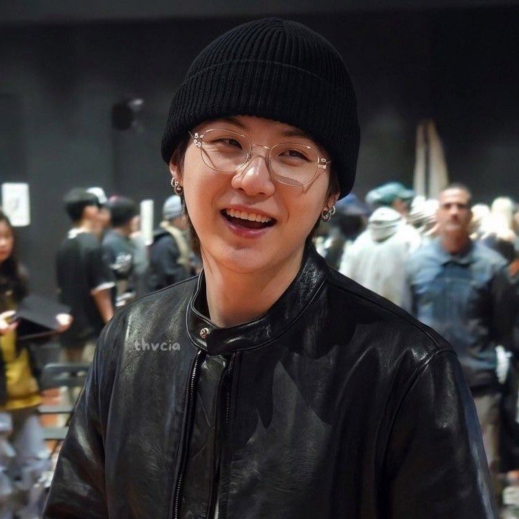 슈가 (방탄소년단)의 최신 사진