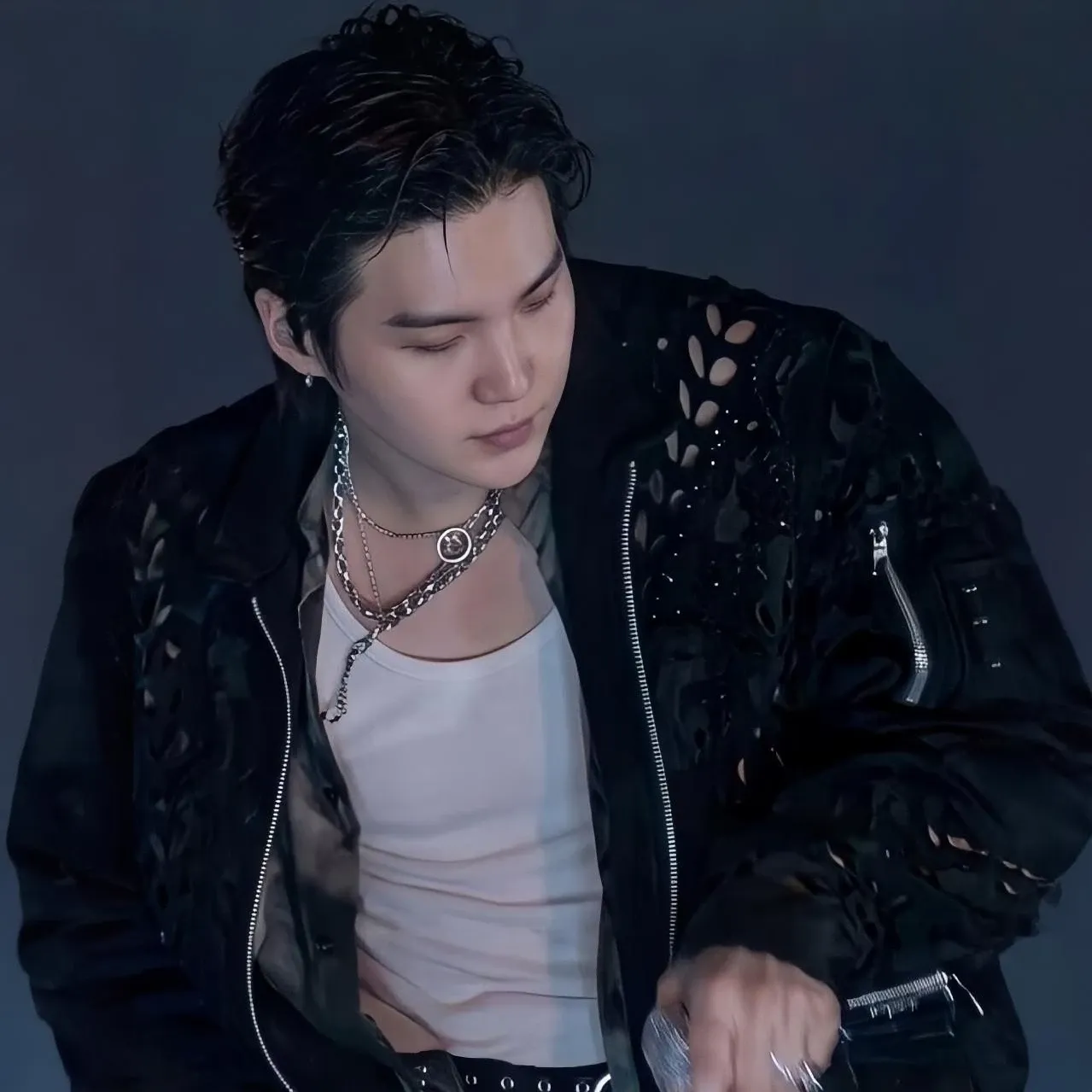 Potret di balik layar SUGA (BTS)