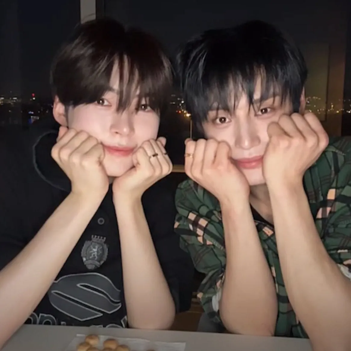 A moment captured by Kim Jiwoong (ZEROBASEONE)'s fan