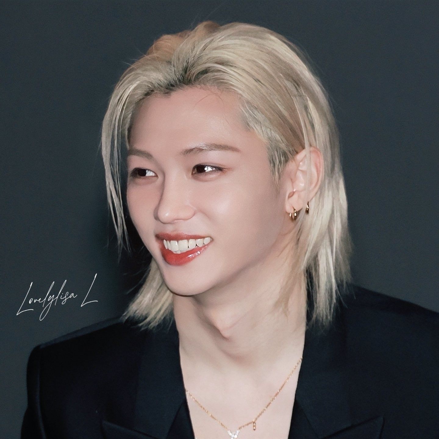 Latest photo of Felix (Stray Kids)