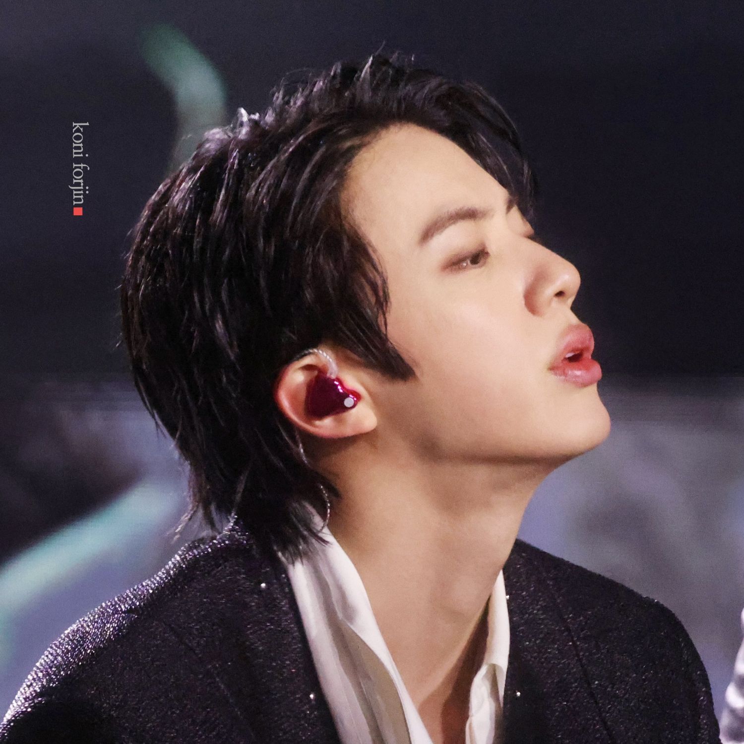 진 (방탄소년단)의 최신 사진