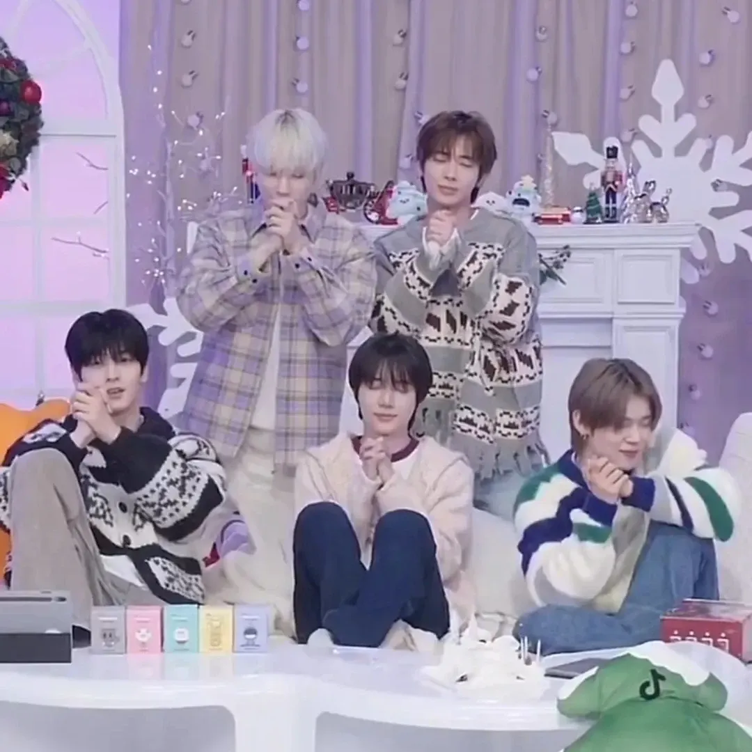 Latest photo of HueningKai (TOMORROW X TOGETHER)