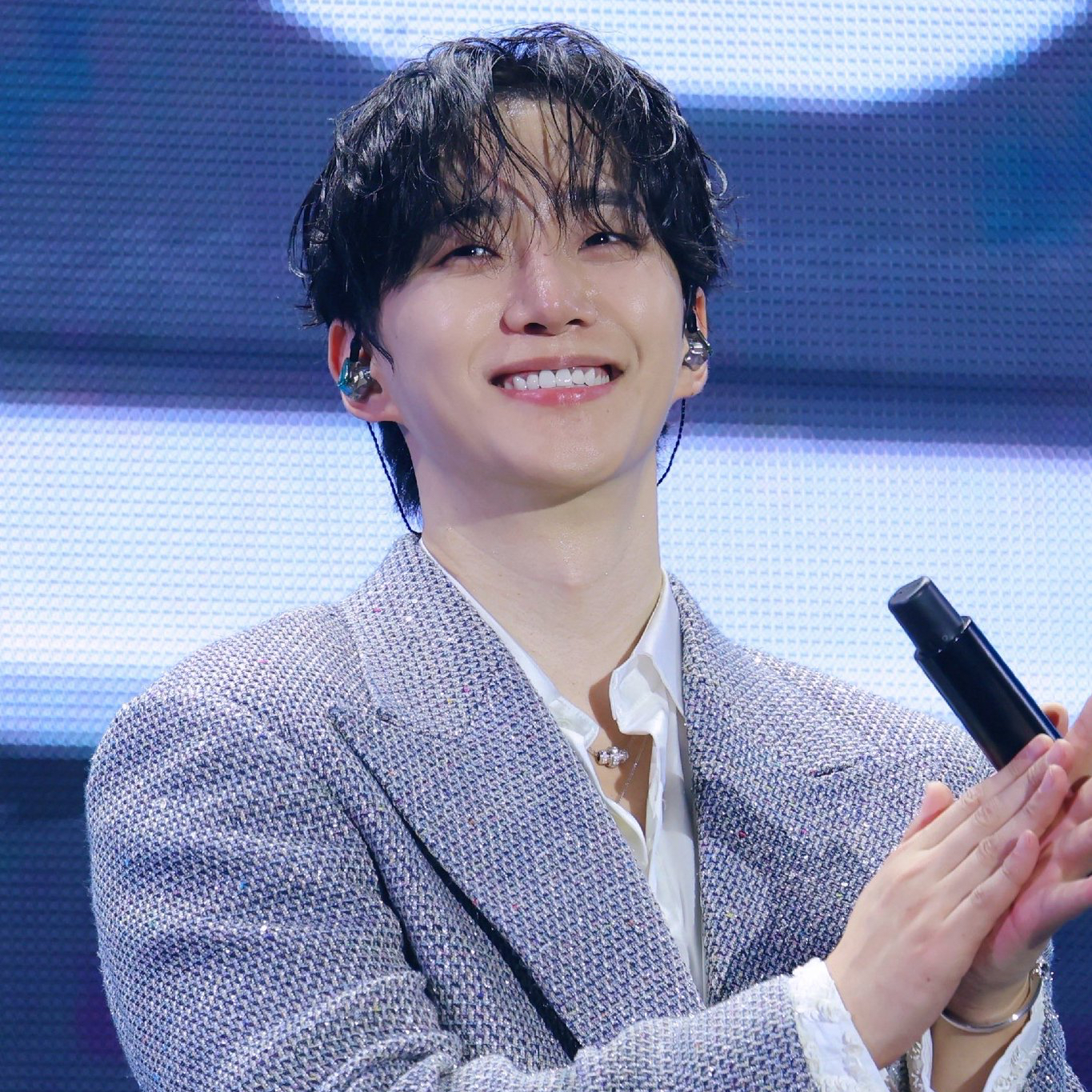 A moment captured by Junho (2PM)'s fan