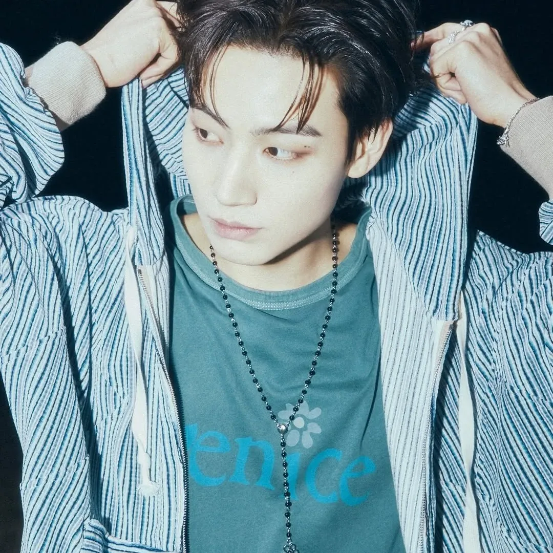 Latest photo of JAY B (GOT7)