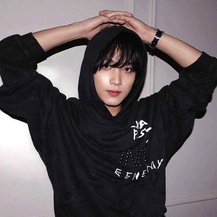 Behind-the-scenes cut of Haechan (NCT 127, NCT DREAM)