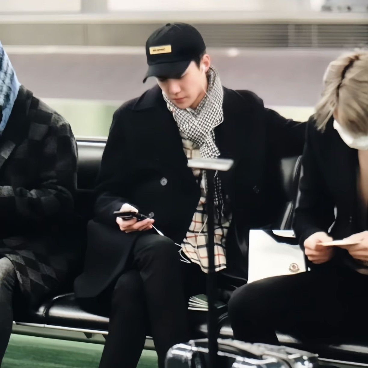 세훈 (EXO)의 비하인드 컷