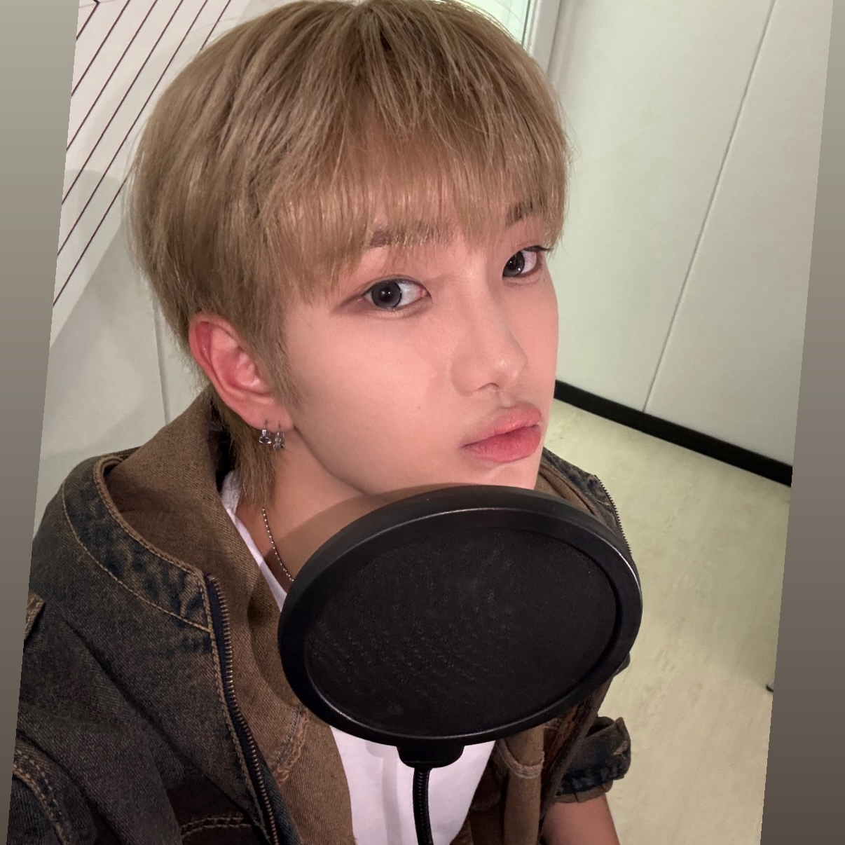 Recent activity shot of Junhyeok