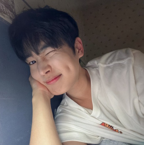 Recent activity shot of Choi Byungchan