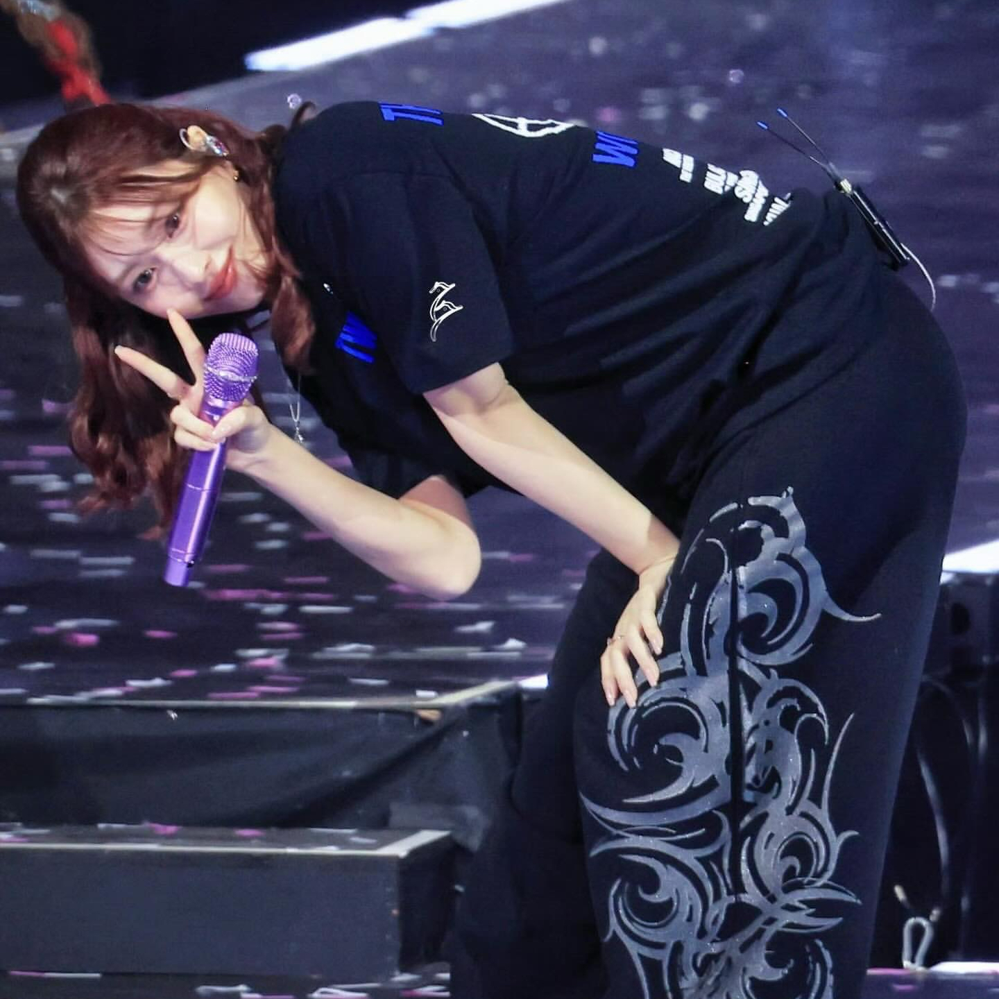 Momo (TWICE)的最新活動照片