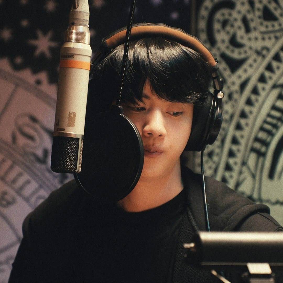 진 (방탄소년단)의 비하인드 컷