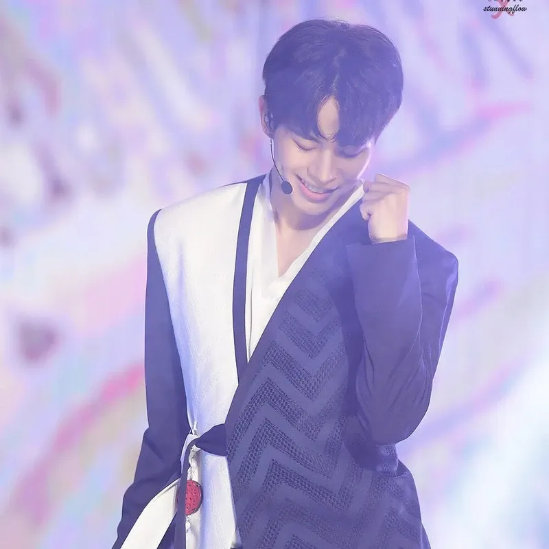 Recent activity shot of VIXX