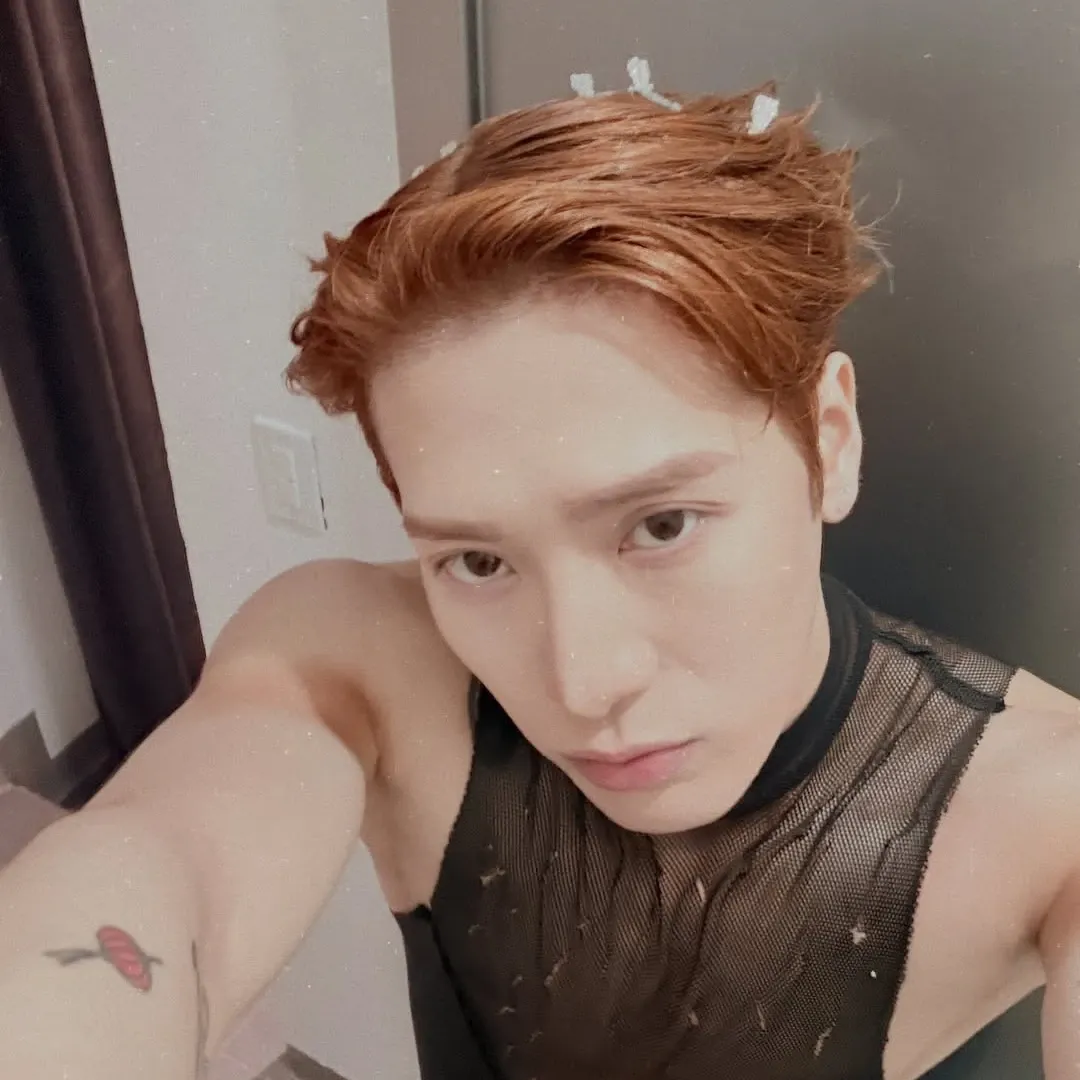 Behind-the-scenes cut of Jackson (GOT7)