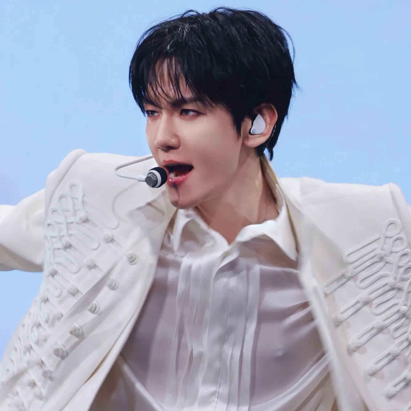 伯賢 (EXO)的最新照片