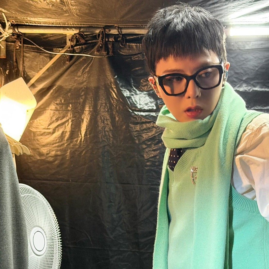 A moment captured by G-DRAGON (BIGBANG)'s fan