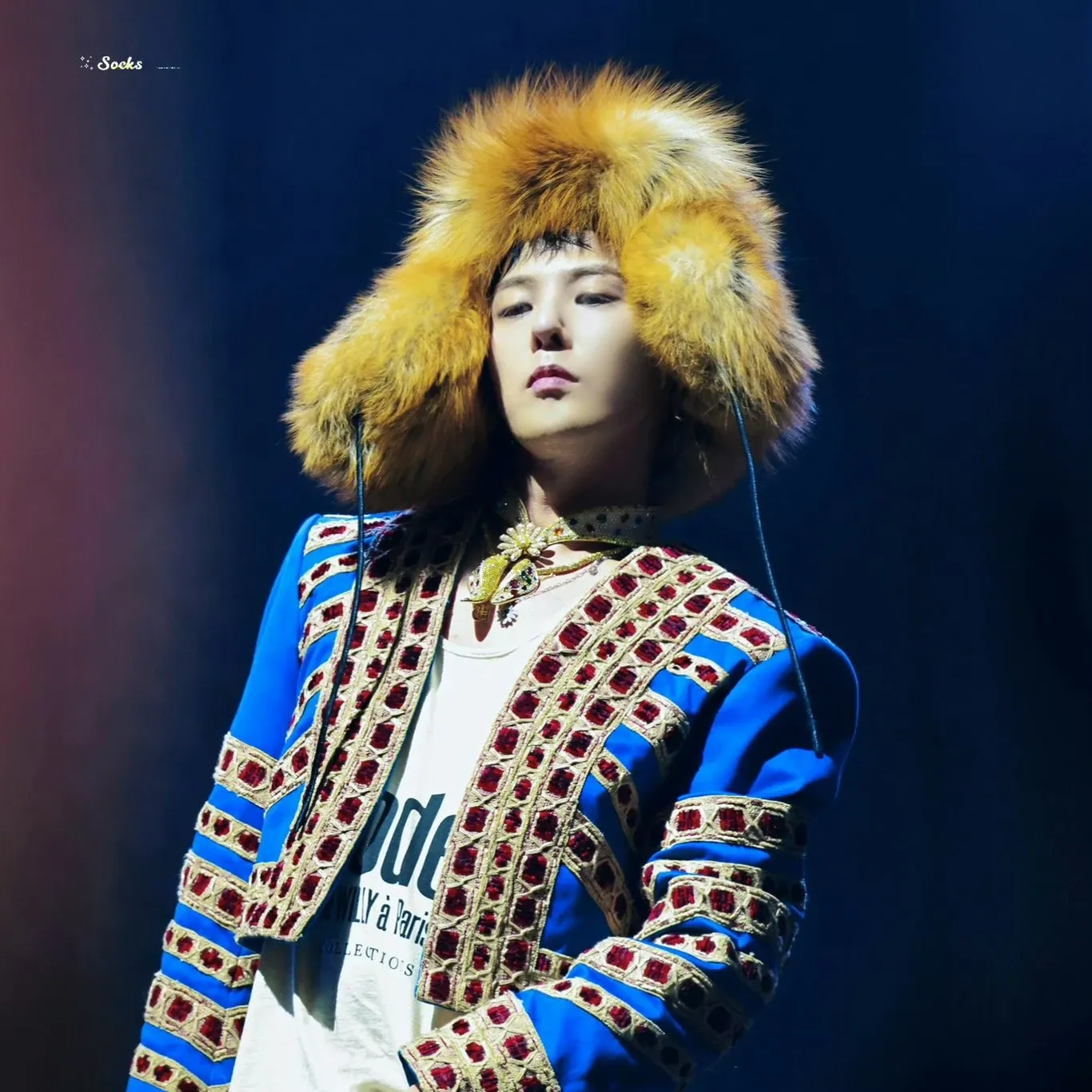 Foto terbaru G-DRAGON (BIGBANG)