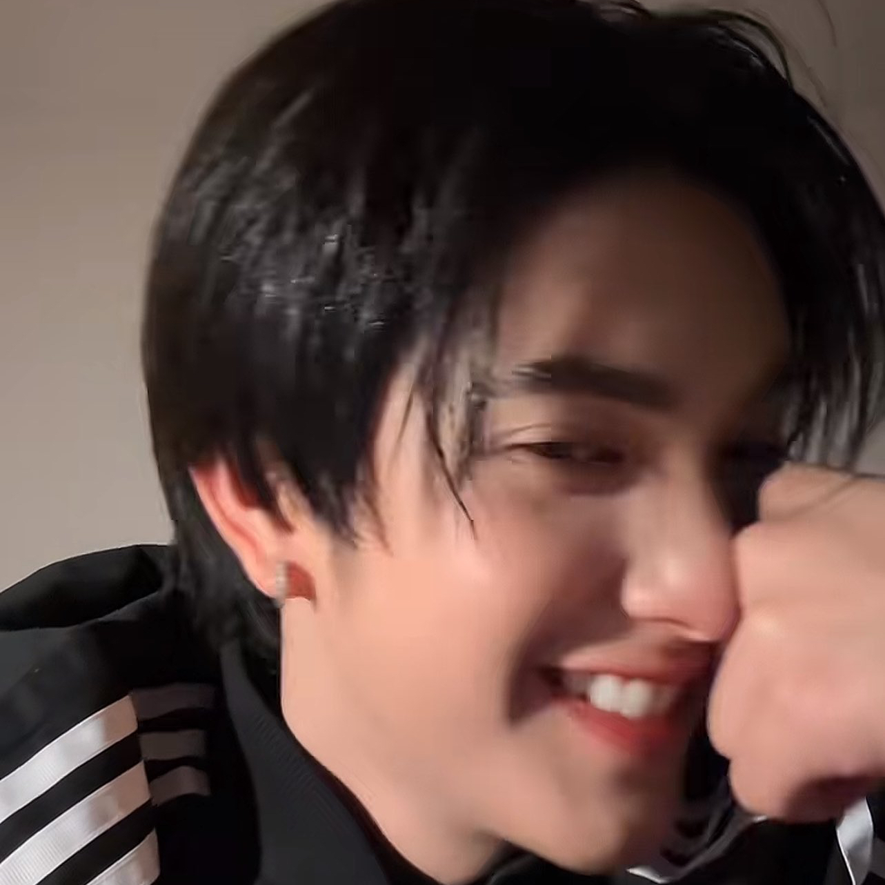 Behind-the-scenes cut of Copper (BUS)