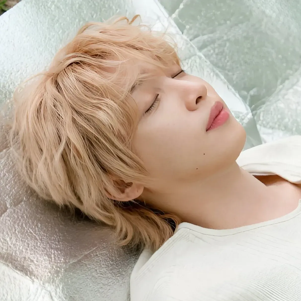 Recent activity shot of Jeong Sewoon