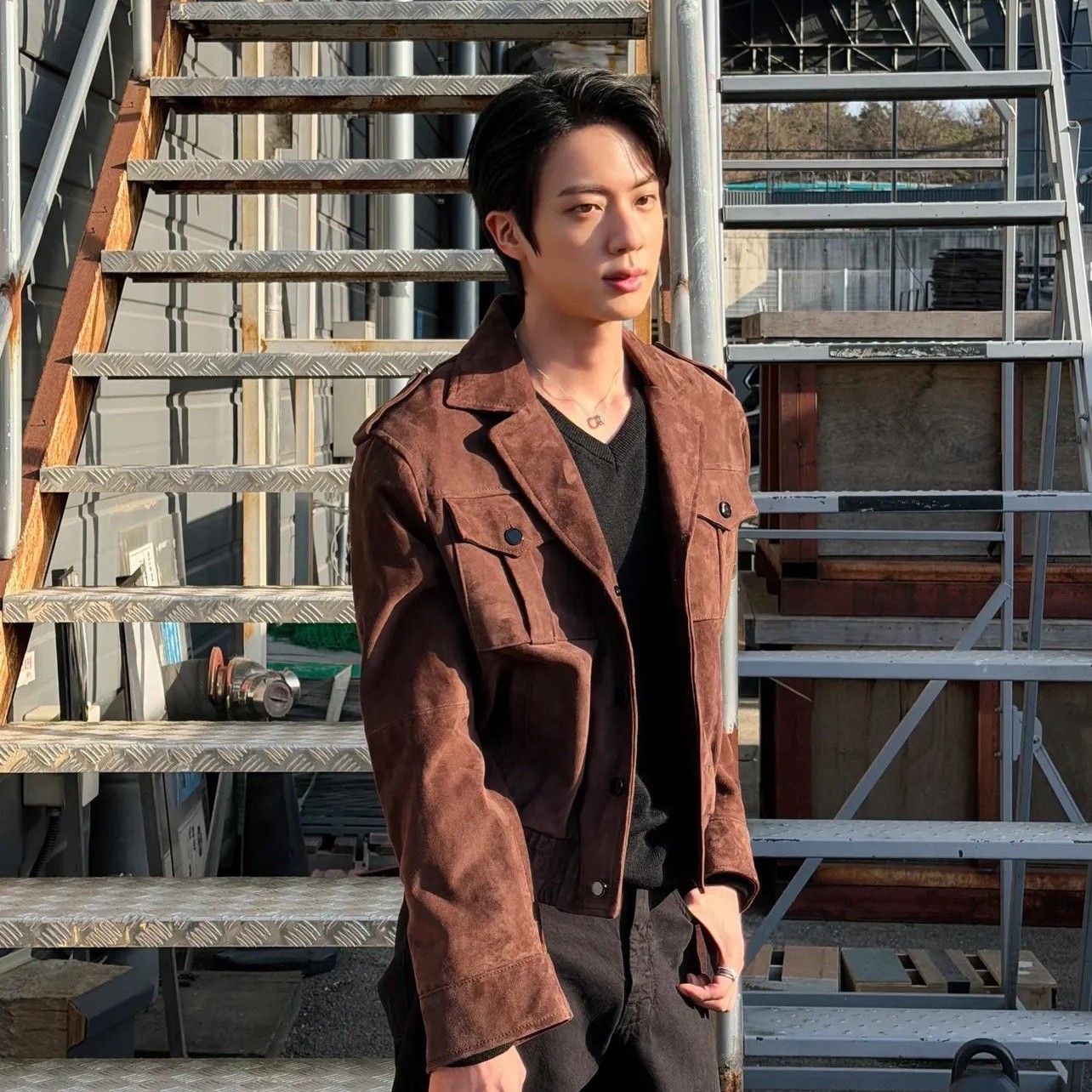 진 (방탄소년단)의 비하인드 컷