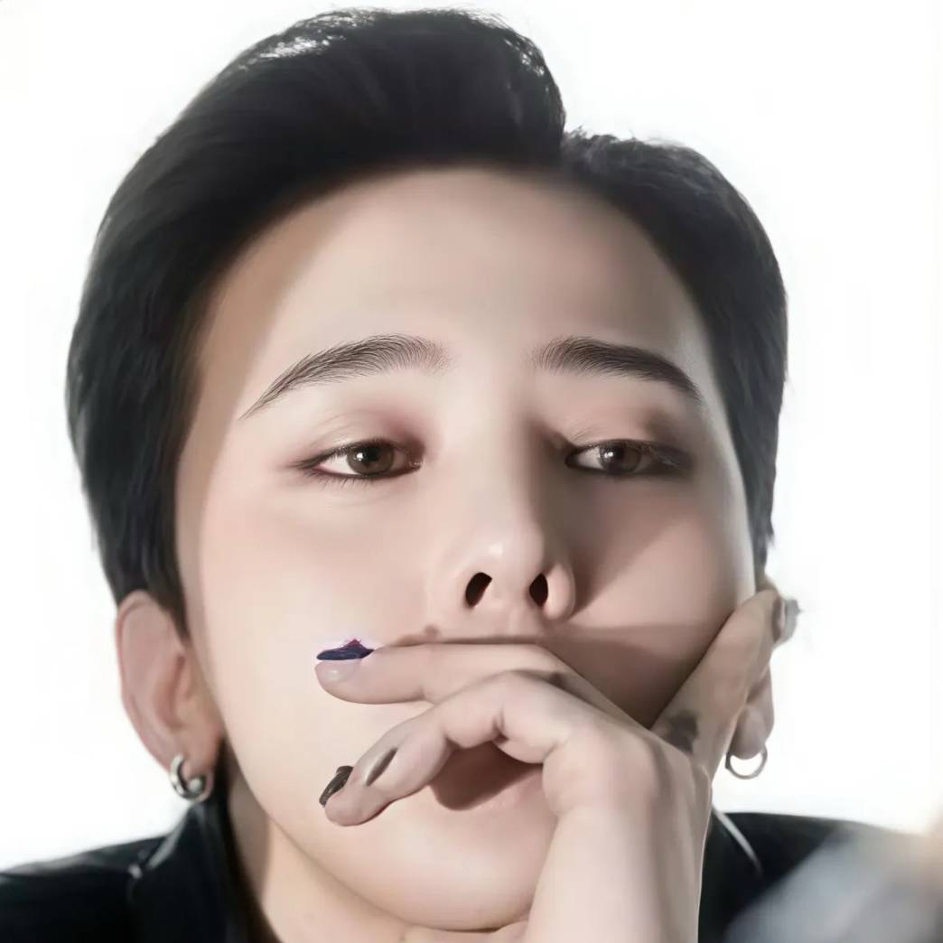 G-DRAGON (빅뱅)의 비하인드 컷