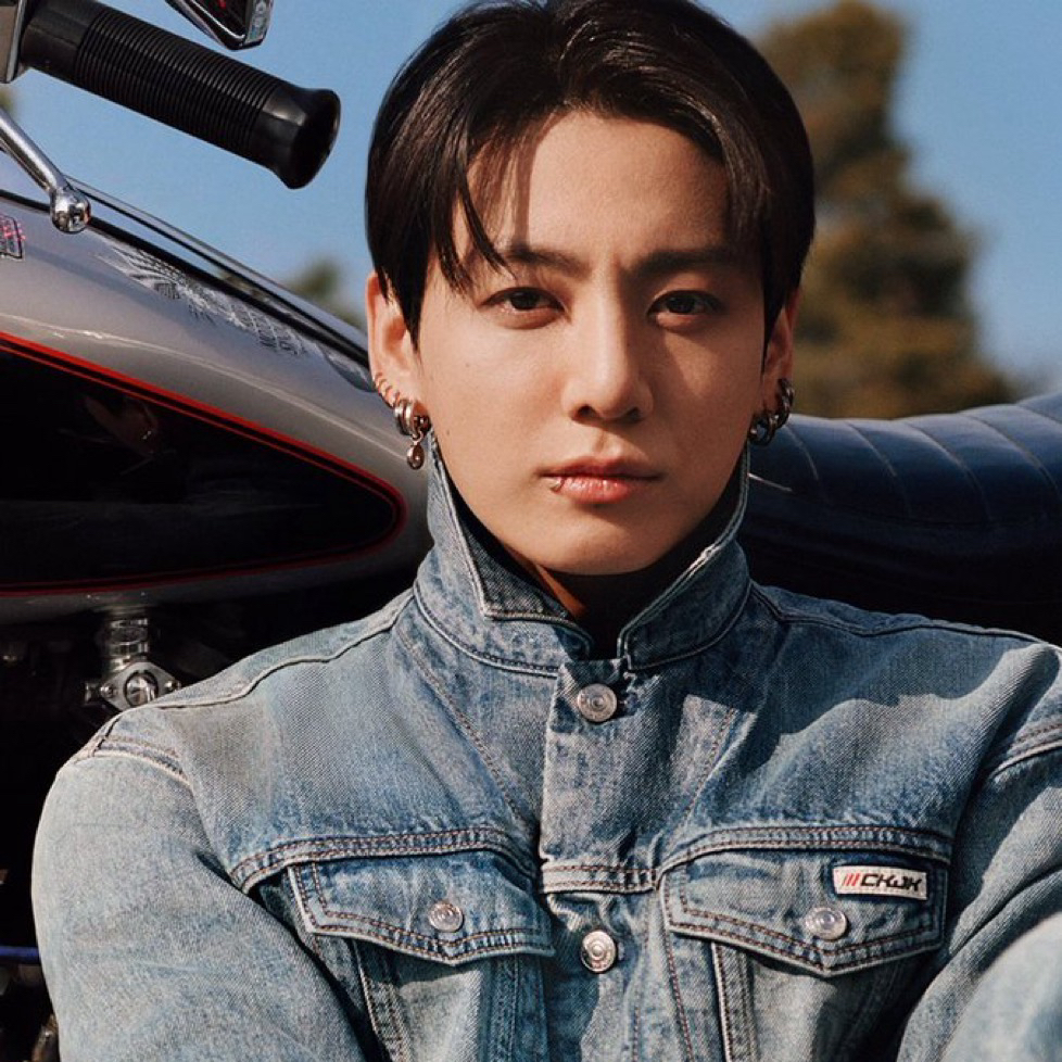 Momen yang diabadikan oleh penggemar Jungkook (BTS)