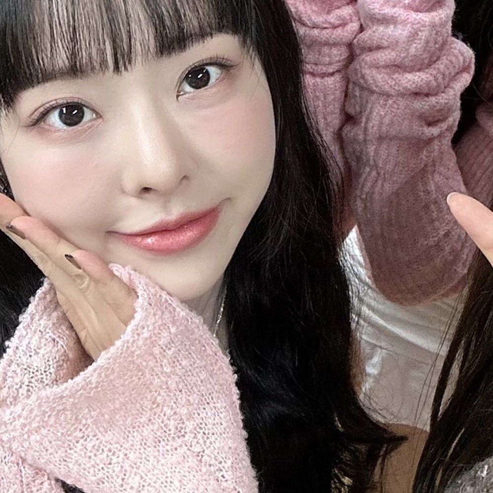 A moment captured by Loossemble's fan